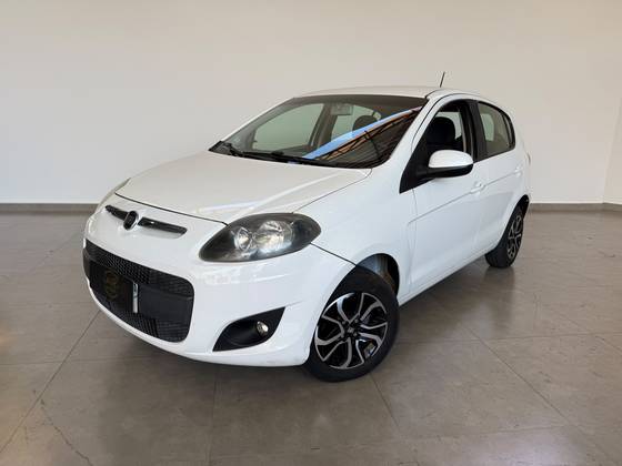 FIAT PALIO 1.0 MPI ATTRACTIVE 8V FLEX 4P MANUAL FIAT PALIO 1.0 MPI ATTRACTIVE 8V FLEX 4P MANUAL